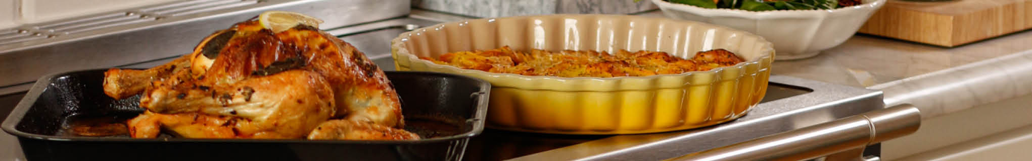 Zitronen-Salbei-Hähnchen mit Fächerkartoffel-Gratin