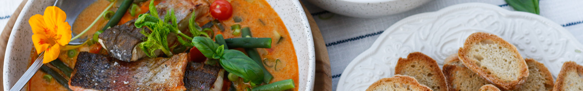 Bunte Gemüse-Fischsuppe mit Crostini und Aioli-Dip-Lena Fuchs-Mein Leckeres Leben