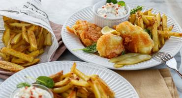 Fish&Chips with Tartar Sauce-Lena Fuchs